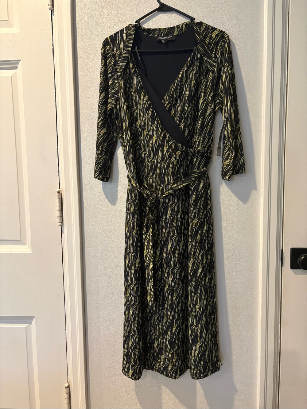 Jones New York Black and Yellow and light green Patterned Wrap Midi Dress